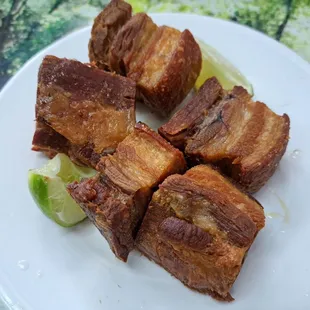 Chicharron de Puerco, fried pork rinds