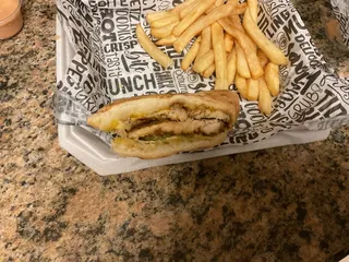 La Tinaja Bar and Grill