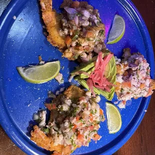 food, oysters and mussels