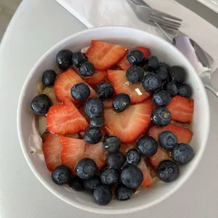 Yogurt bowl