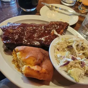 Ribs, cornbread &amp; slaw - delicious ;)