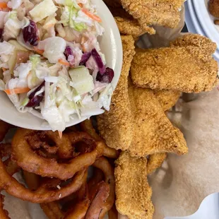 Bcatfish basket, sub w/ onion rings instead of fries