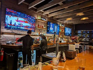 Duelies Sports Bar and Grill