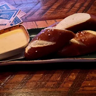 Pretzel bites