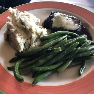 Hickory Grilled Tenderloin Filet