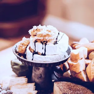 Brie cake with honeycomb topper