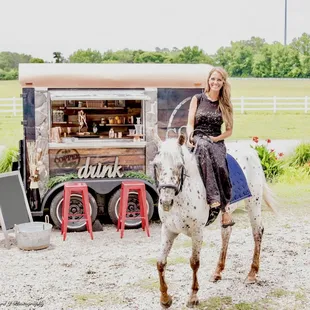Copper Coupe &amp; Co. A Unique Mobile Bar Experience!