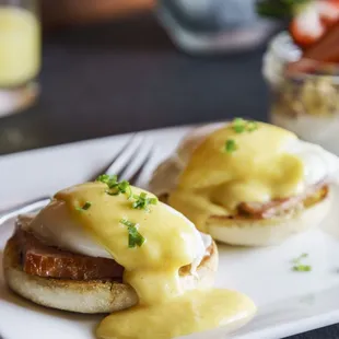 Eggs Benedict