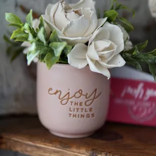 Local artist (wood flowers)