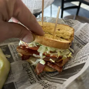 BLT
