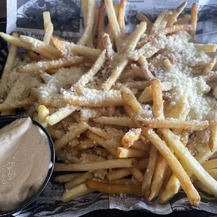 Parmesan garlic fries basket