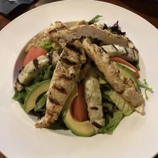 Grilled halloumi salad with added grilled chicken minus the bread crumbs