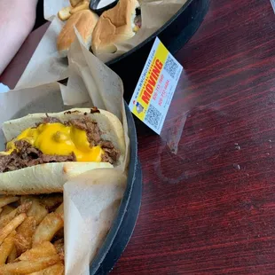 # g r a t e f u l  (Ohana Family ) Awesome food