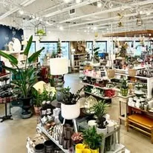 Spring 2024 Retail Display