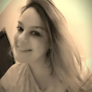 Kara L.