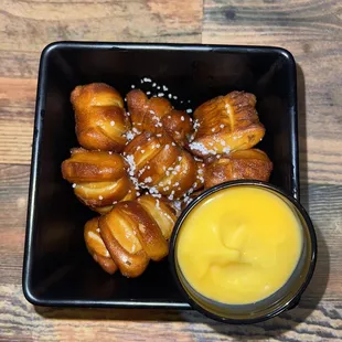 pretzel bites