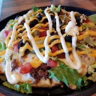 Deluxe Nacho Pizza