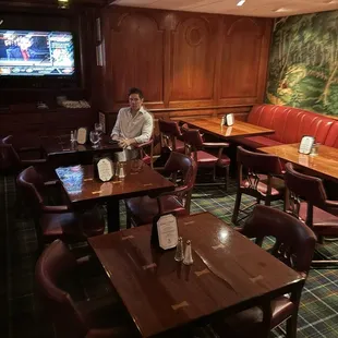 sushi and sashimi, interior