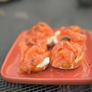 Salmon Ahumado (good)