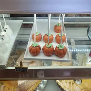 Pumpkin cake pops.
