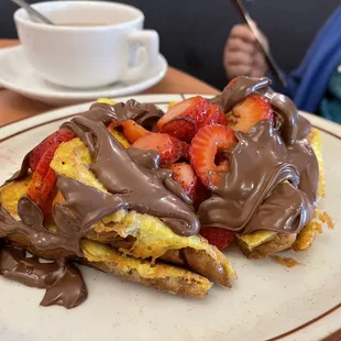 Nutella &amp; strawberry french toast