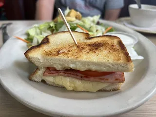 The Magnolia Grille