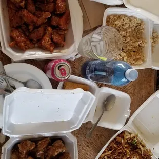 Super Family Deluxe - pop was not included