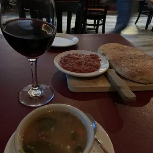 Minestrone, Chianti, fresh bread and sauce!
