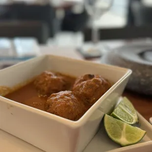 Albondigas