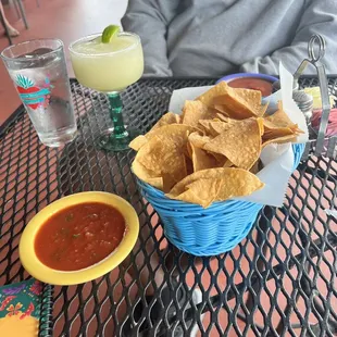 Chips and salsa