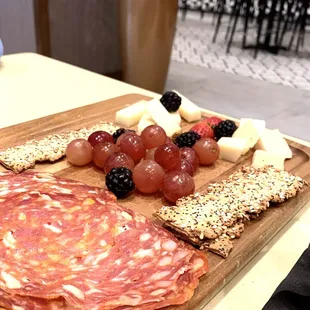 For A Hotel, Hubs Thought This Board Wasn't That Bad