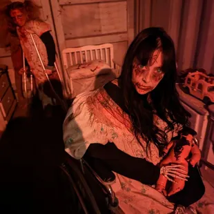 Amazing costumes so scary!