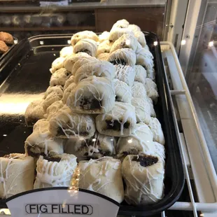 Fig filled cudati-A must buy!
