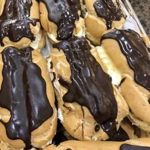 Eclairs
