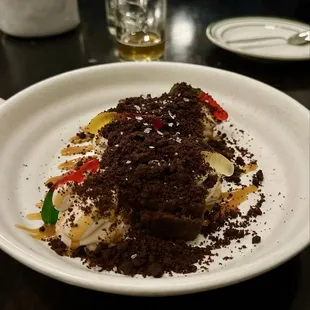 Bowl of dirt - incredible