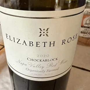 $20ish red blend from Napa Valley. Drinking perfectly now. Notice the 13.7% alcohol - don&apos;t see this much these days.