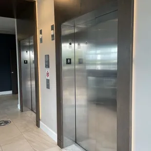 Elevators to 8th fl