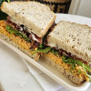 Pimento BLT