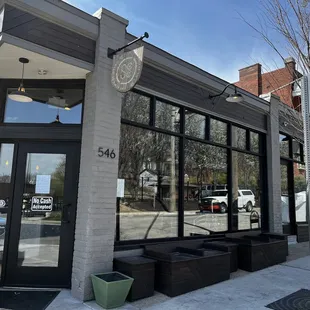 Exterior. (formerly Split Log coffee - now Core Coffee, new ownership - they live in the PH neighborhood)