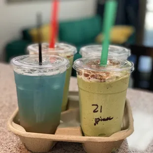 Banana Nut Bread Smoothie w added spinach. 
A Beauty Collagen Tea w blueberry floater