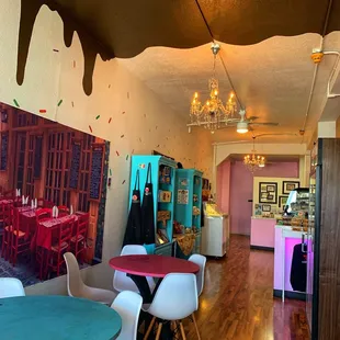 the interior of a restaurant