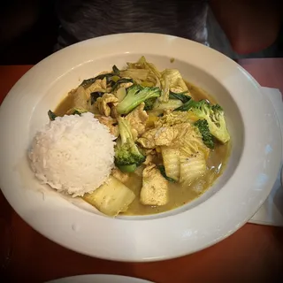 Yellow Curry Amish Chicken