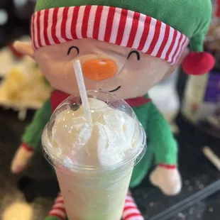 Fresh Jackfruit Smoothie~ The smoothie was very fruity, sweet, de-licious and topped with whip by my surprise!