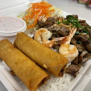 food, ramen and noodles