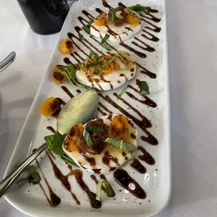 Buffalo caprese salad