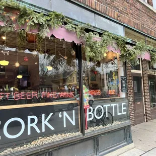 he front of a restaurant