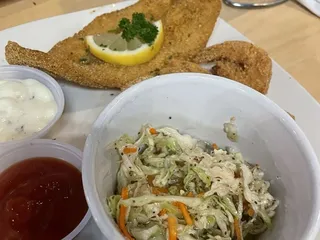 Catfish Willy’s Seafood & Crab Shack