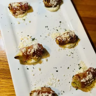 Bacon Wrapped Artichoke Hearts