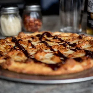 Smoked Barbecue Chicken Pizza at the Cork N Crust