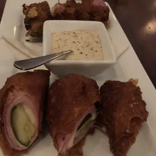 food, bbq chicken, fried chicken, chicken, bbq wings, chicken wings, chicken wings and fried chicken, fried chicken wings, poultry